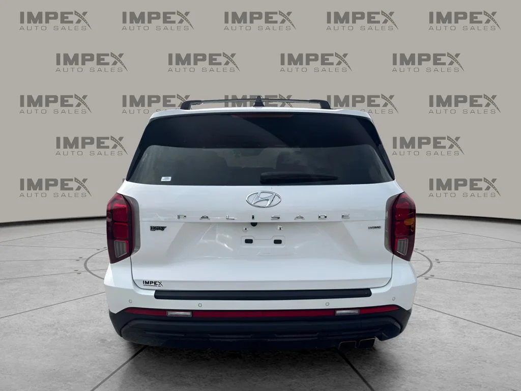 Used 2023 White Hyundai XRT image 4
