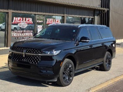 Used 2025 Black Metallic Lincoln Black Label image 3