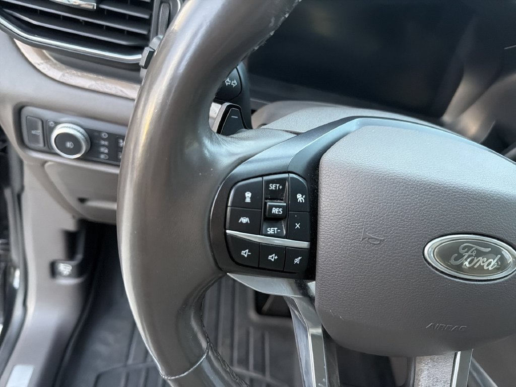 2020 Ford Explorer Platinum - Photo 17