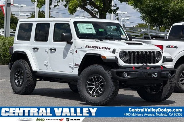 2026 Jeep Wrangler Rubicon X's photo