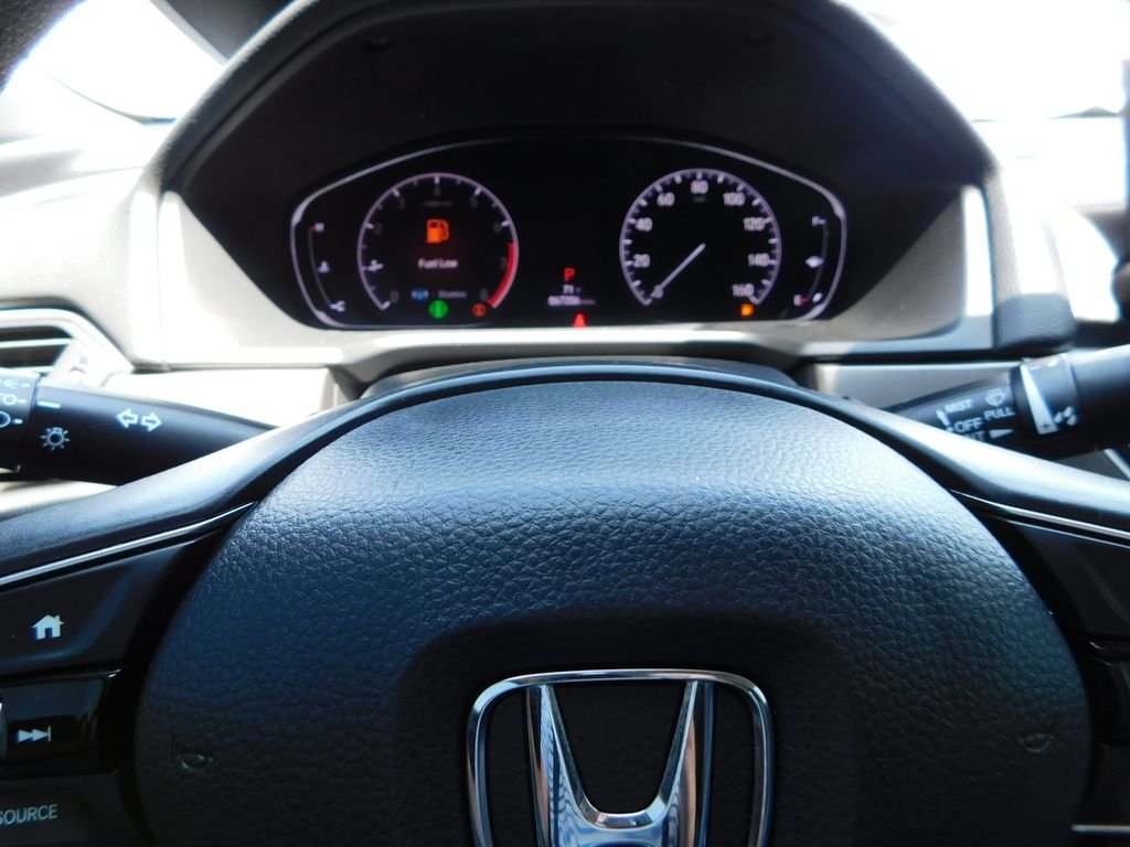 Used 2020 Black Honda LX image 25