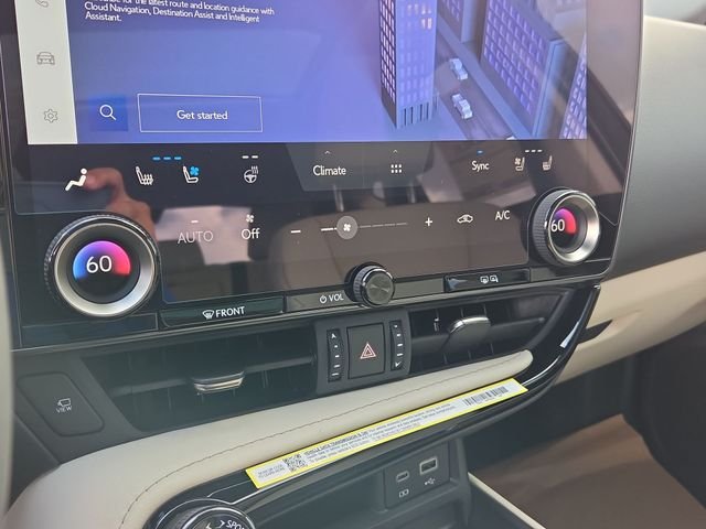 2026 Lexus NX 350 - Photo 19