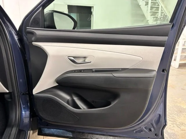 Used 2025 Blue Hyundai SEL Convenience image 22
