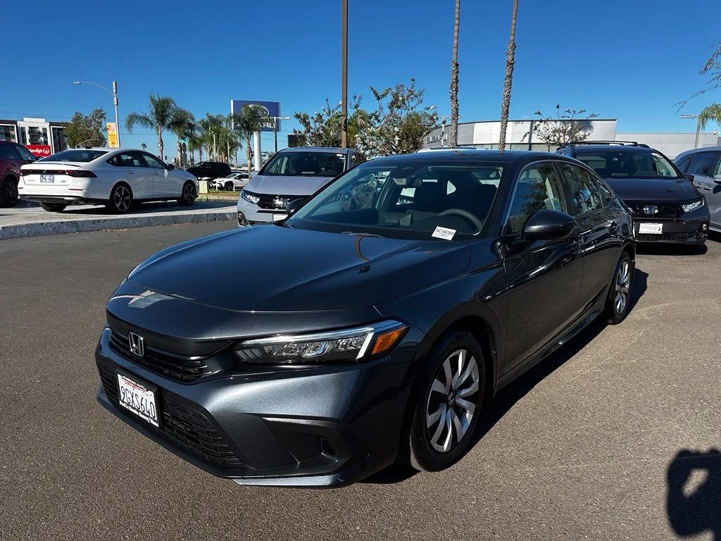 Used 2023 Gray Honda LX image 4