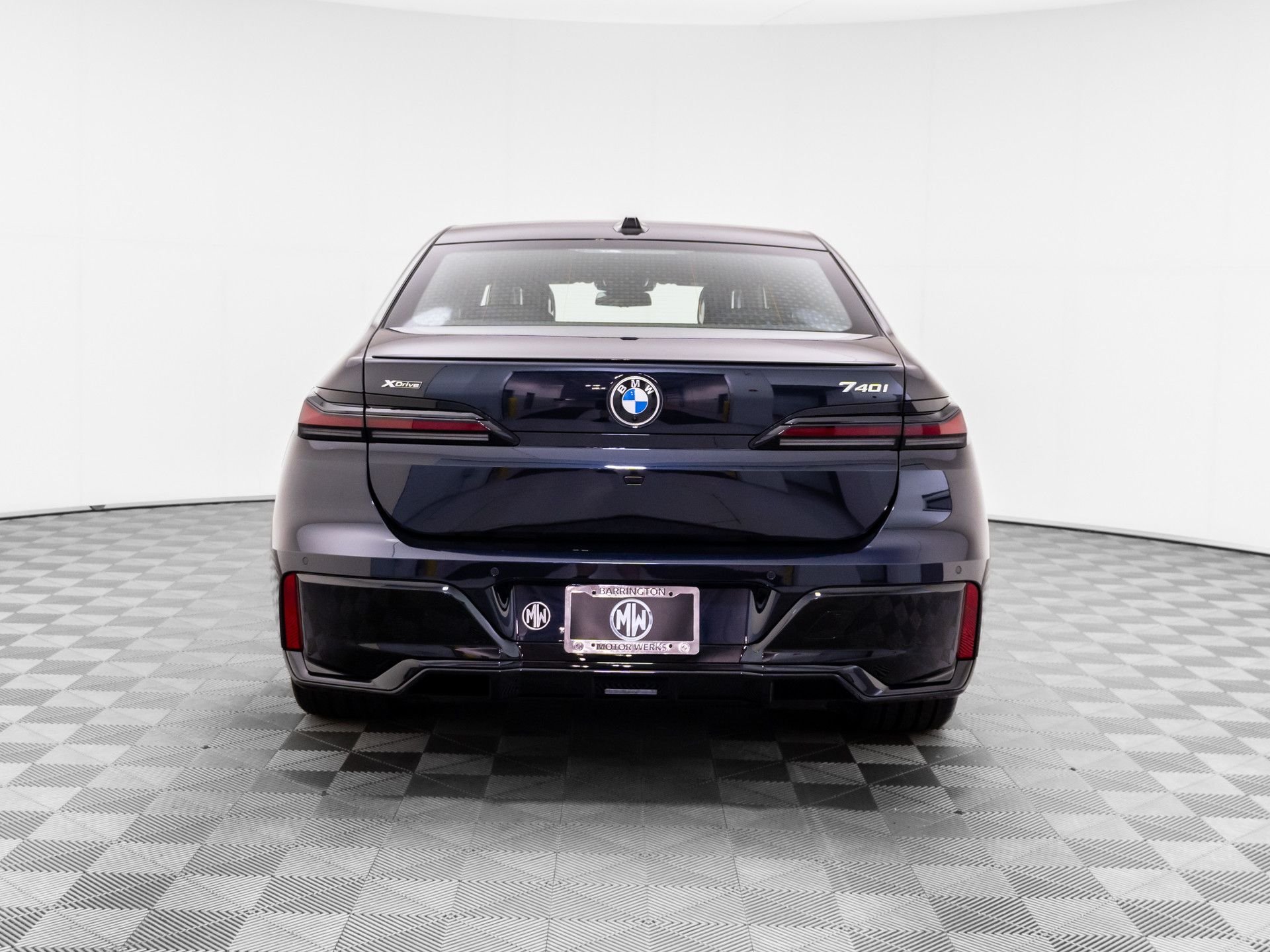 Certified Used 2025 Carbon Black Metallic BMW 740i xDrive image 4