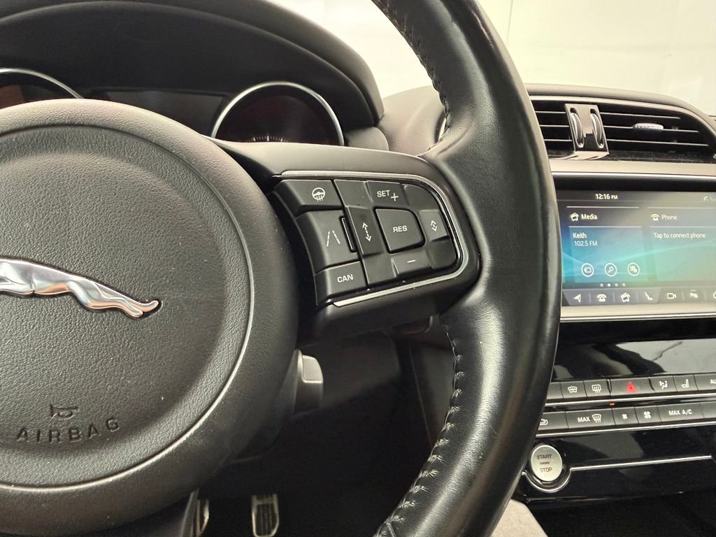 Used 2019 Silver Jaguar 25t Premium image 48