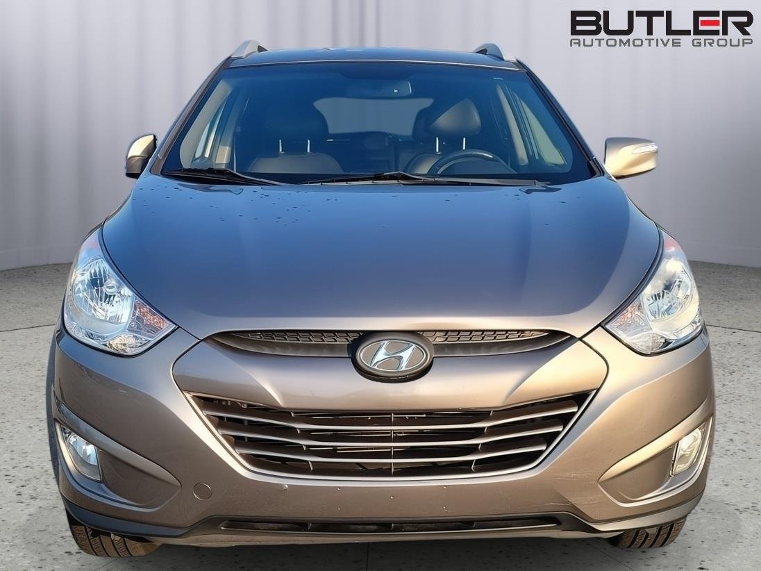 Used 2013 Chai Bronze Hyundai GLS image 5