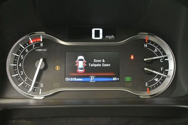 Used 2016 Black Honda EX-L image 21