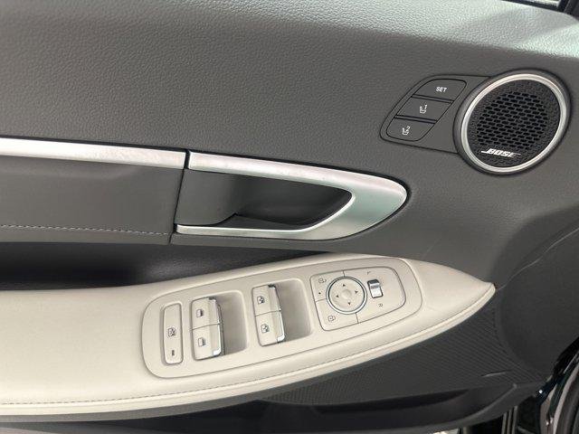 2025 Hyundai Sonata Hybrid Limited - Photo 11