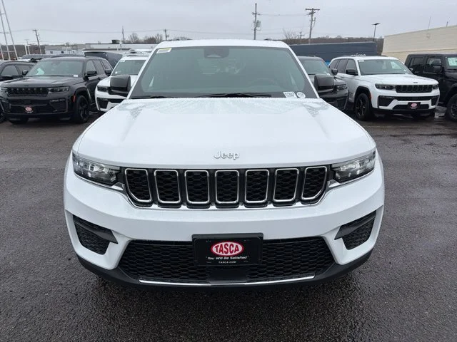 New 2026 White Jeep Laredo X image 8