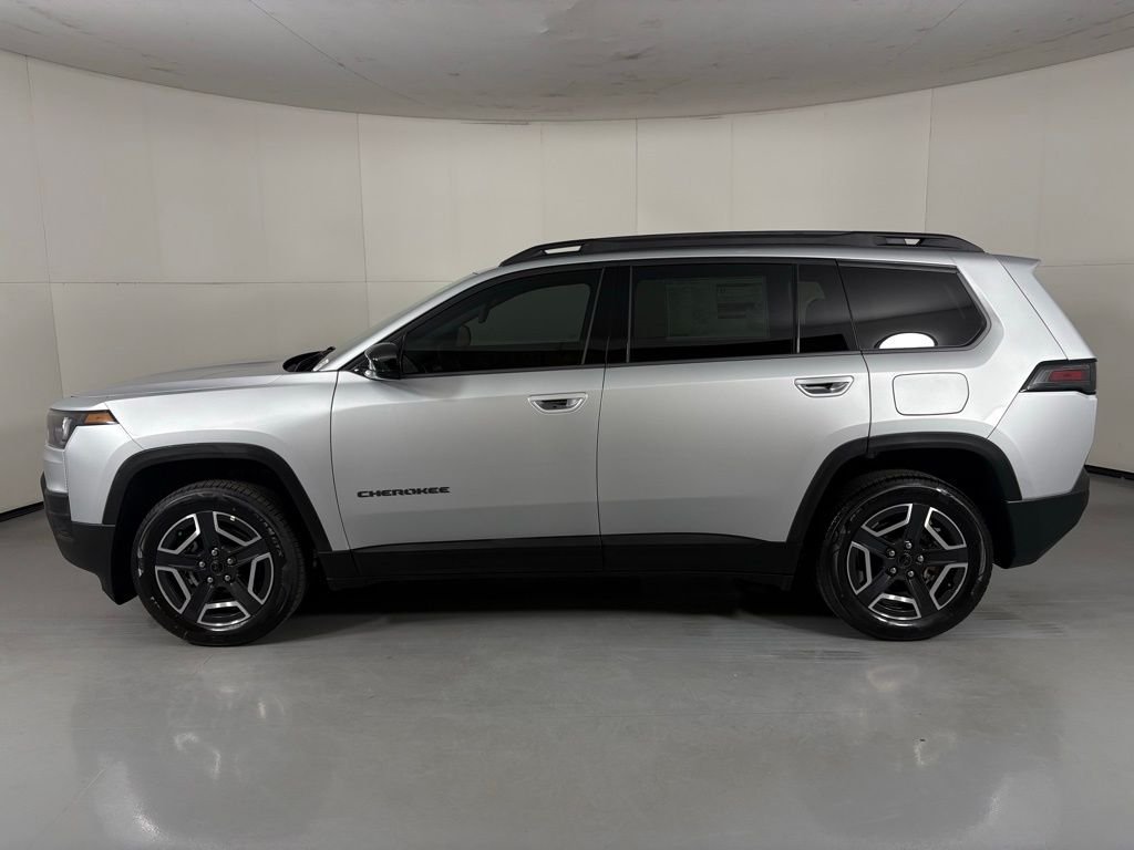 New 2026 Silver Zynith Clearcoat Jeep Laredo image 5