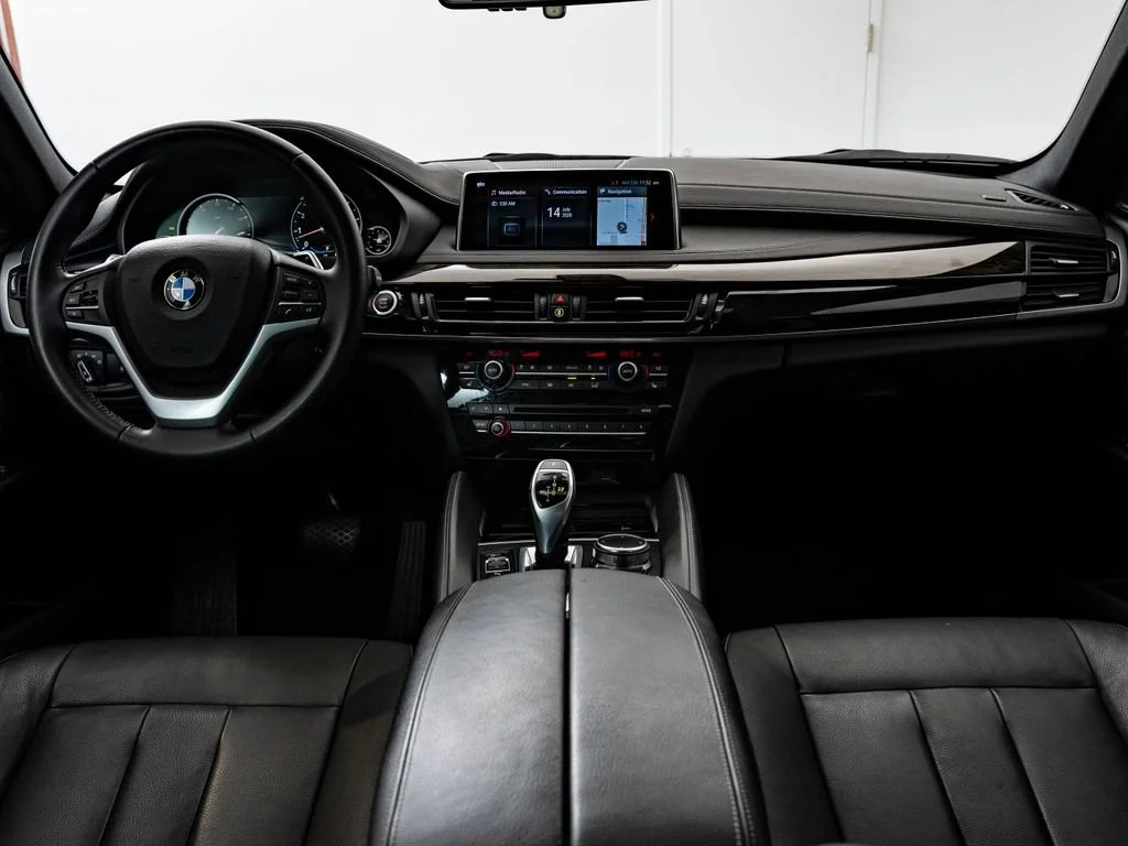 Used 2019 Mineral White Metallic BMW xDrive35i image 34