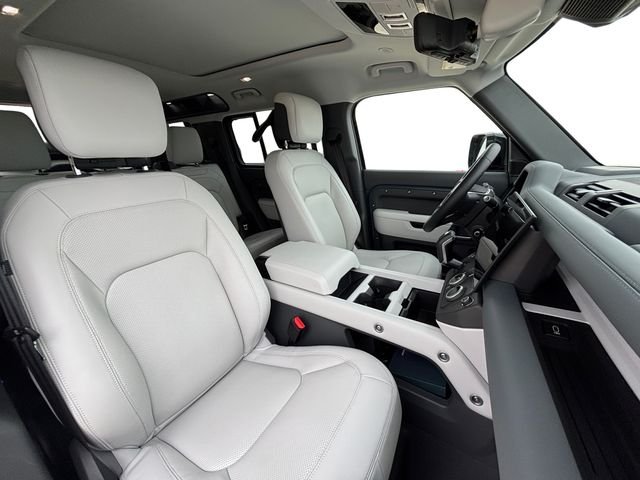 Certified Used 2026 Blue Land Rover X-Dynamic SE image 16