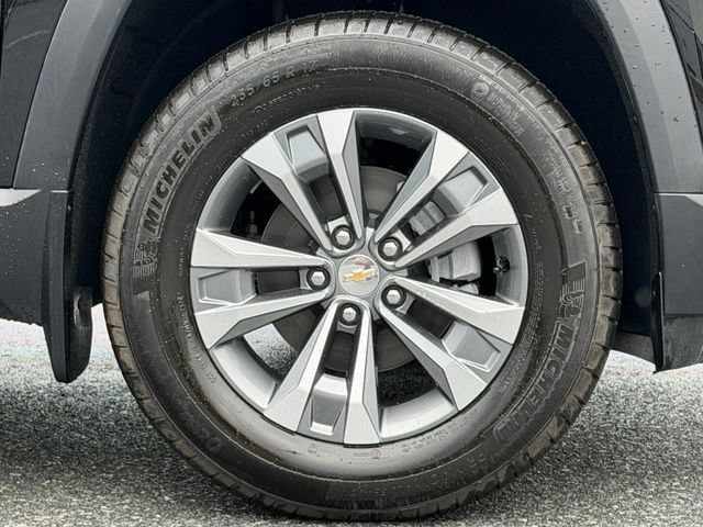 2027 Chevrolet Equinox LT - Photo 17