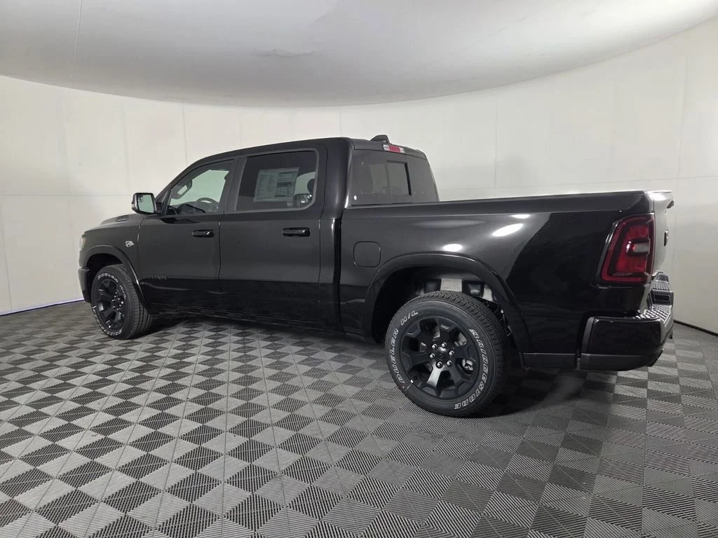 New 2026 Diamond Black Crystal Pearl-Coat Exterior Paint RAM Big Horn image 7