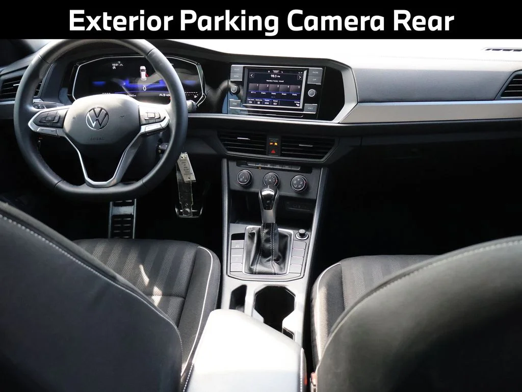Used 2023 White Volkswagen 1.5T Sport image 7