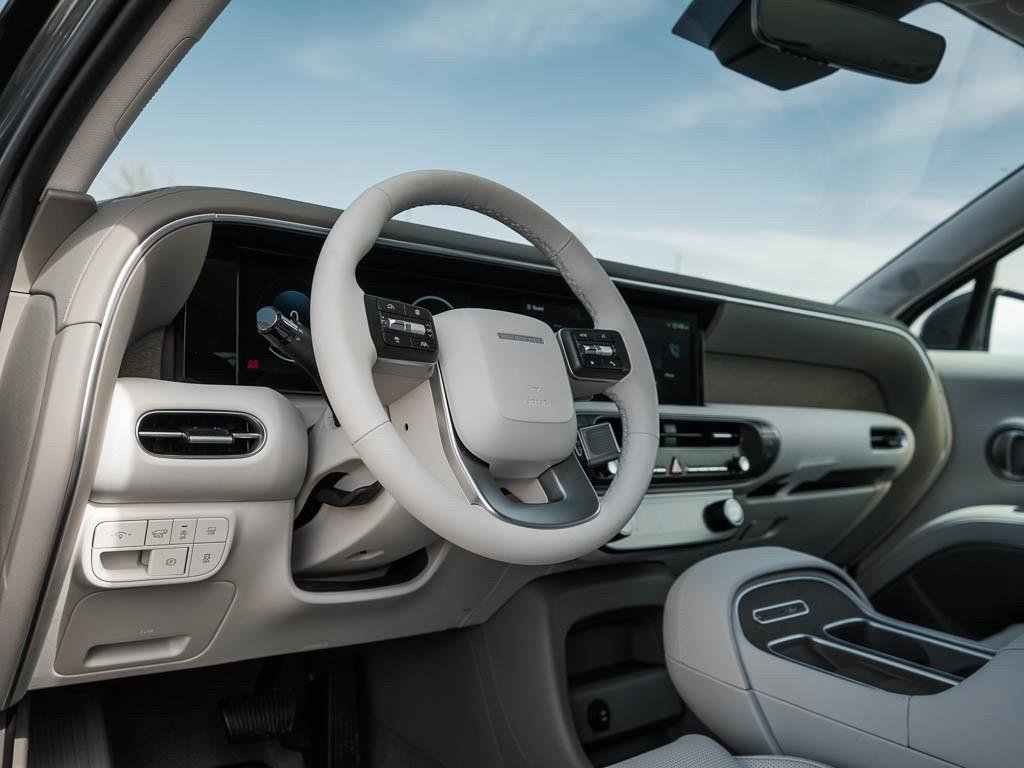 New 2026 Ecotronic Gray Pearl Hyundai SEL Premium 8P AWD image 47