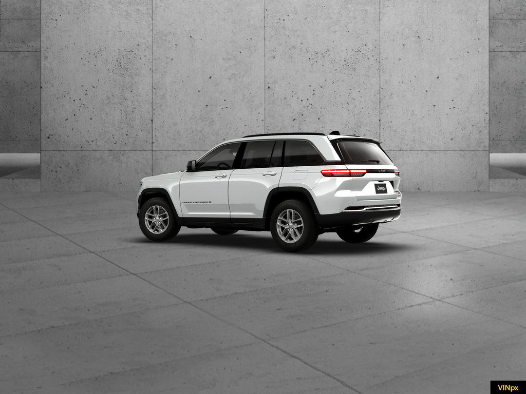 New 2026 Silver Zynith Exterior Paint Jeep Laredo image 3
