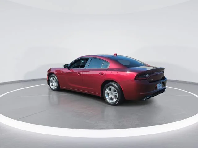 Used 2023 Red Dodge SXT image 6