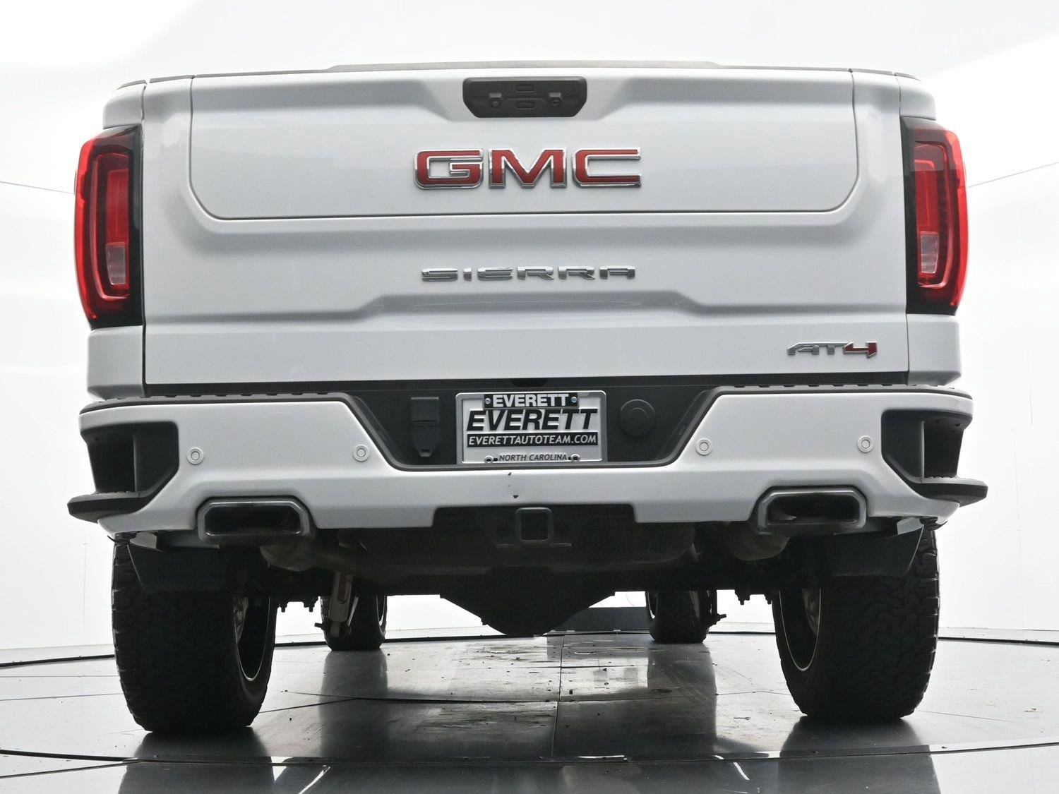 Used 2023 SUMMIT WHITE GMC AT4 image 53
