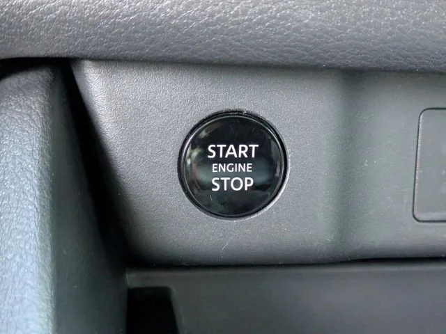 Used 2024 Gray Nissan SV image 28
