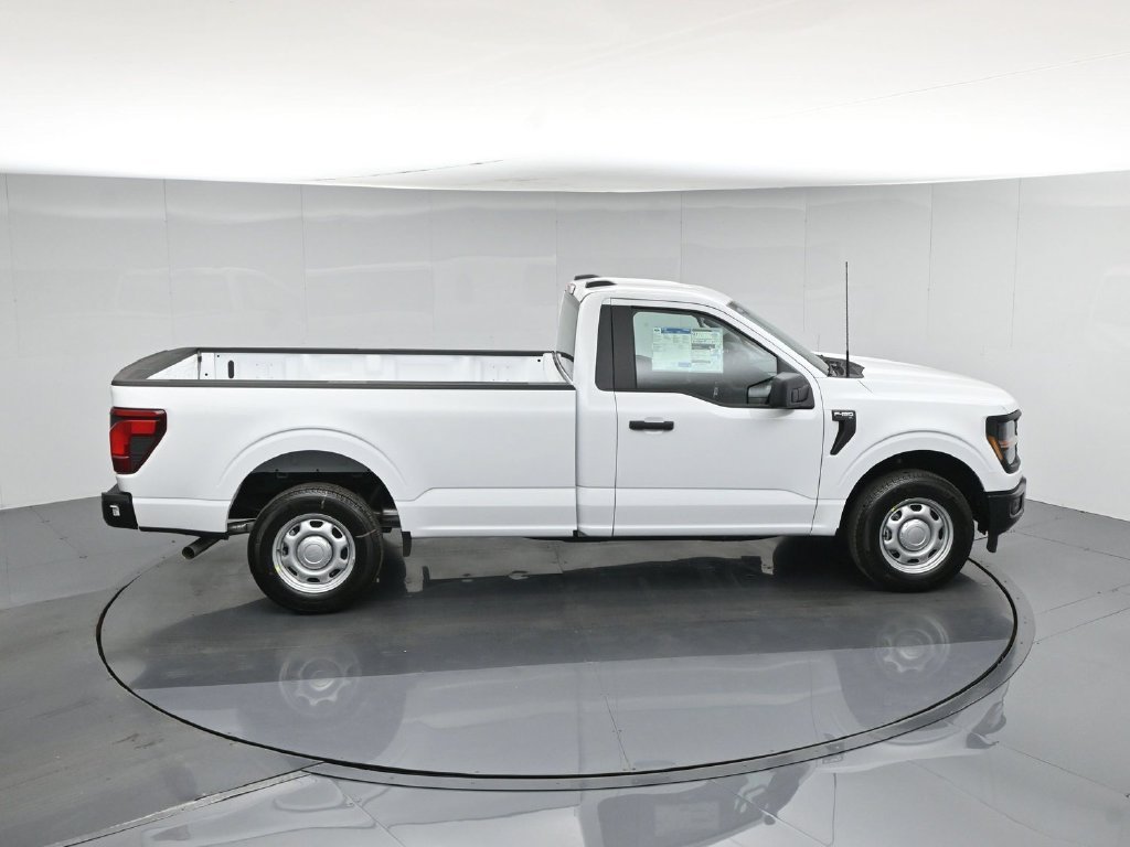 New 2026 Oxford White Ford XL image 37