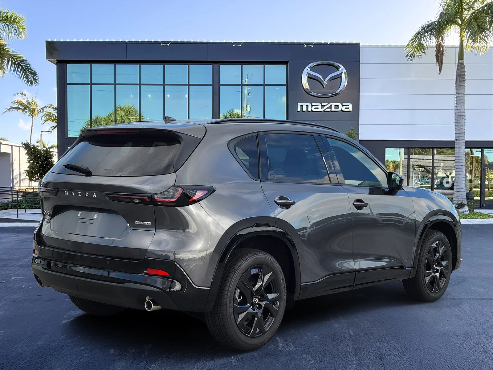 New 2026 Machine Gray Metallic Mazda 2.5 S Premium Plus AWD image 4