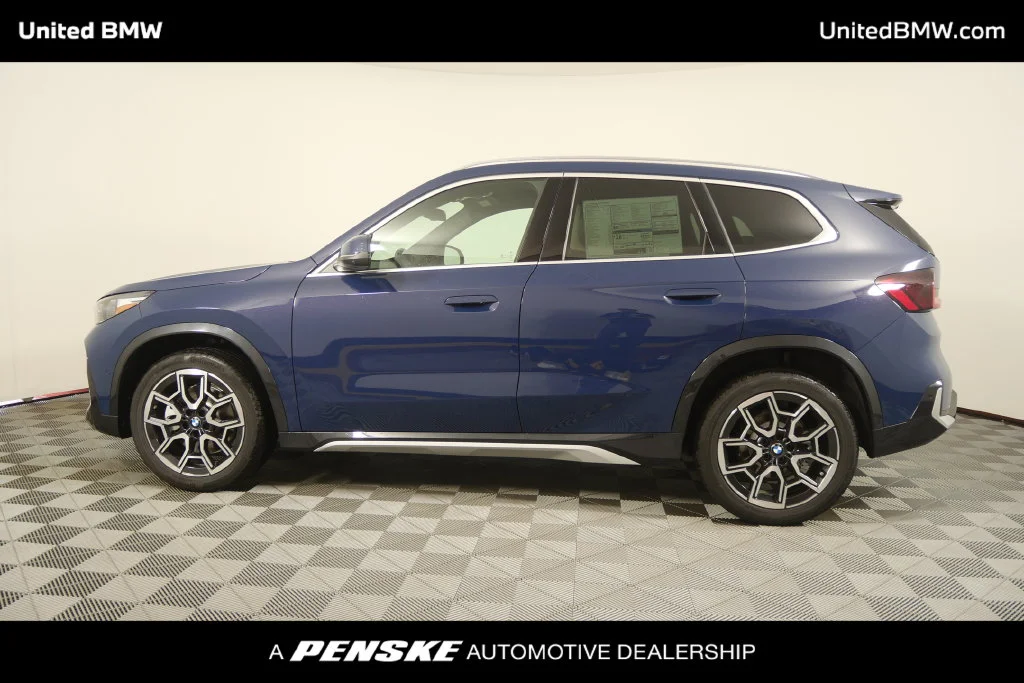 New 2027 Night Dusk Blue Metallic BMW xDrive28i image 7
