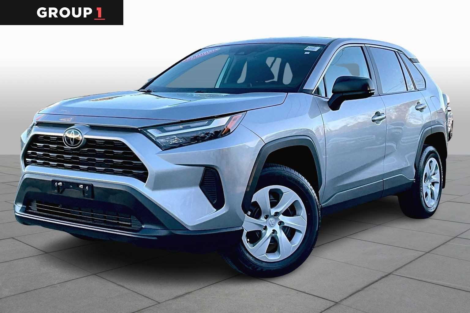 2023 Toyota RAV4 LE