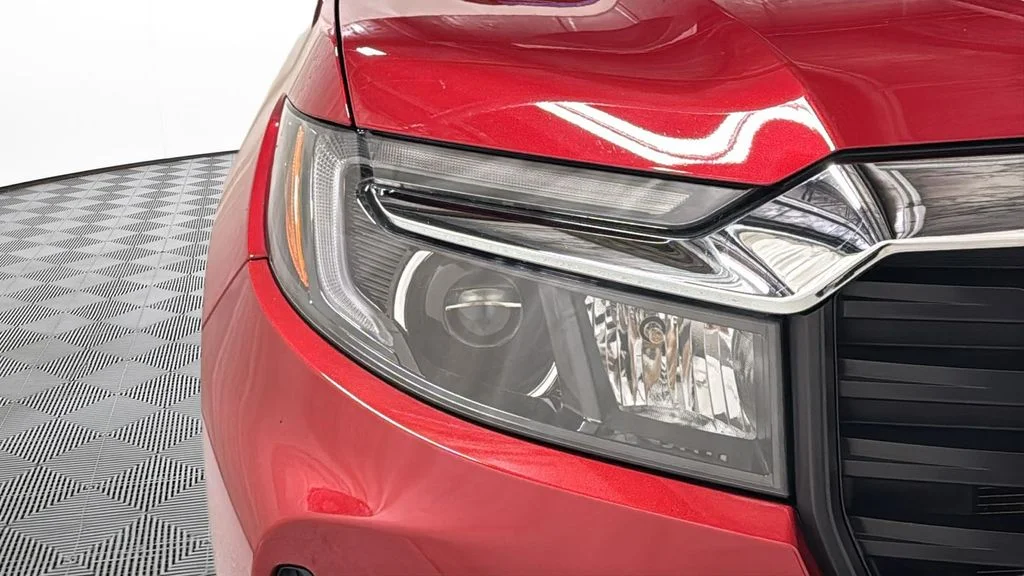 Certified Used 2023 Radiant Red Metallic II Honda AWD RTL image 17
