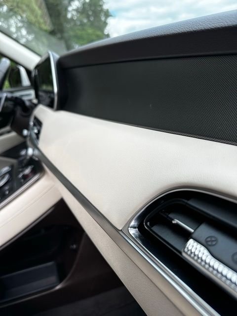 Used 2021 Hyper White Hyundai Calligraphy image 23