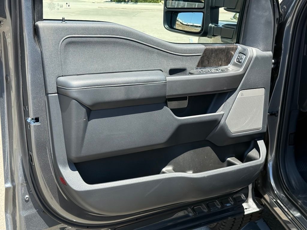 New 2026 Carbonized Gray Metallic Ford F-250® Lariat® image 14
