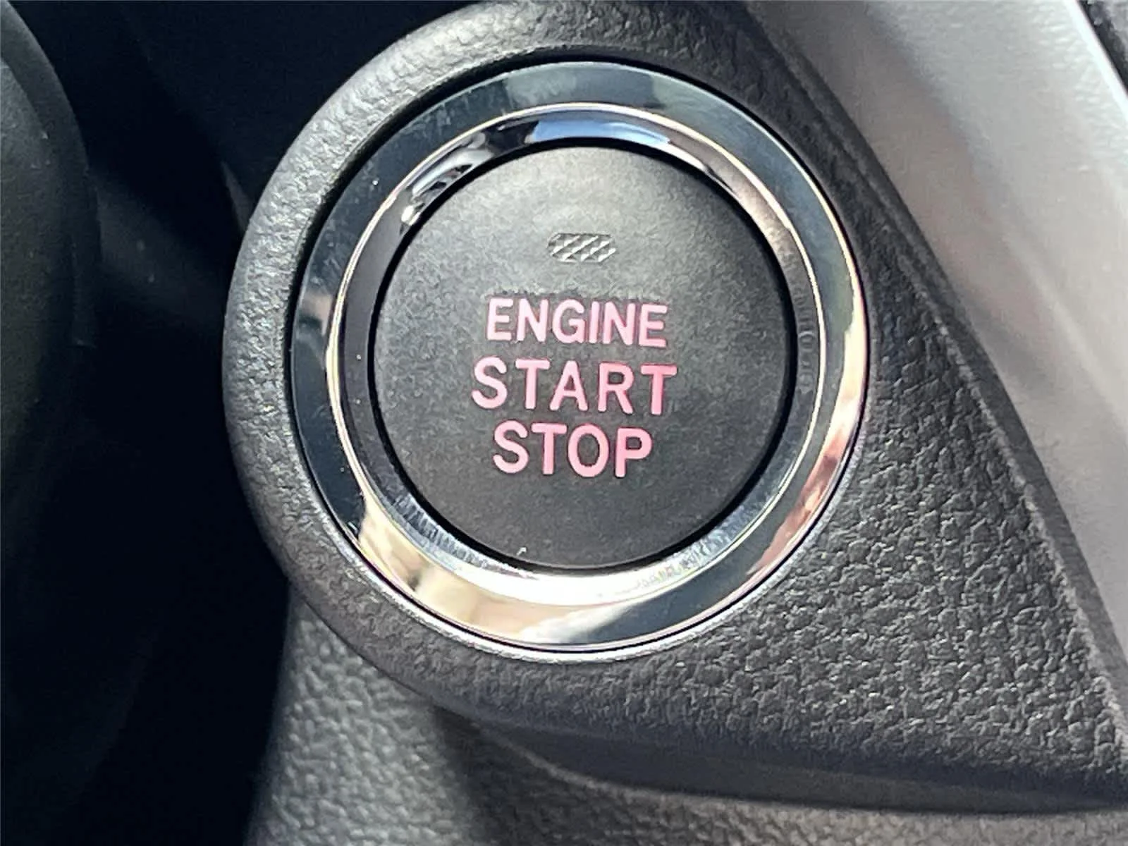 New 2026 CRYSTAL WHITE PEARL Subaru Limited Hybrid image 31