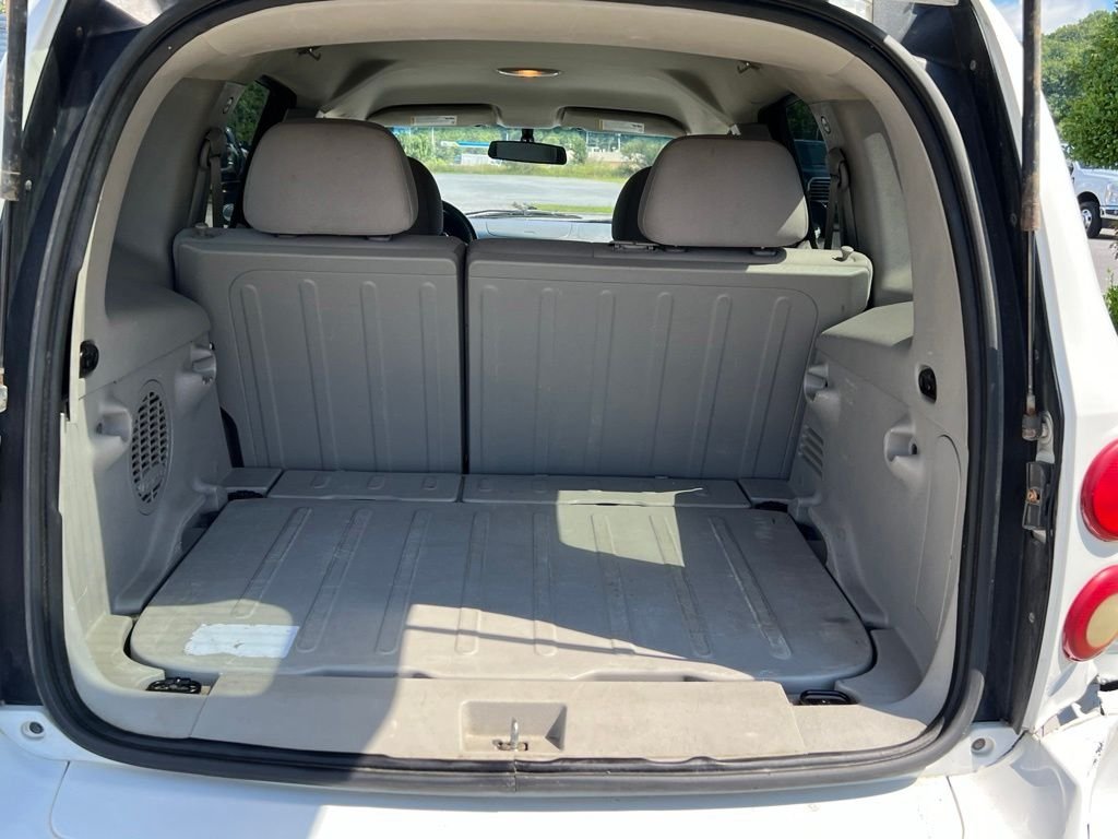Used 2009 White Chevrolet LT image 10
