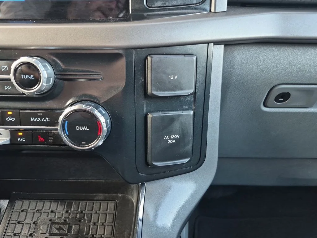 Used 2024 Black Metallic Ford XLT image 37