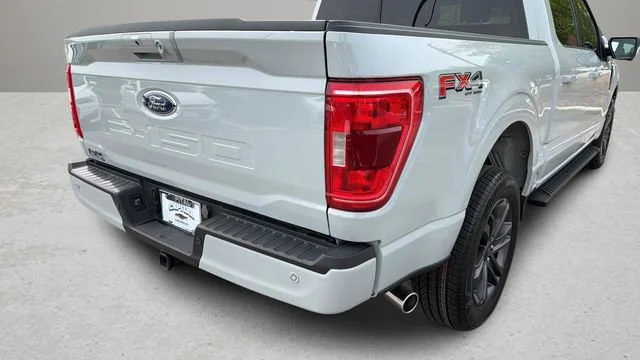 Used 2023 Gray Ford XLT image 36