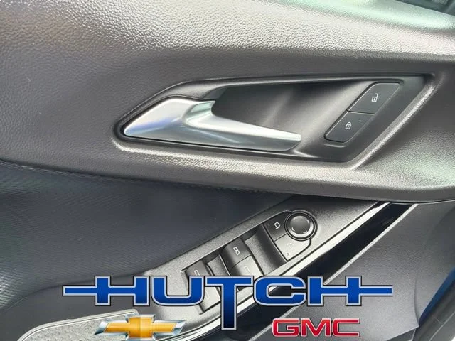 Used 2026 Lakeshore Blue Metallic Chevrolet LT image 21
