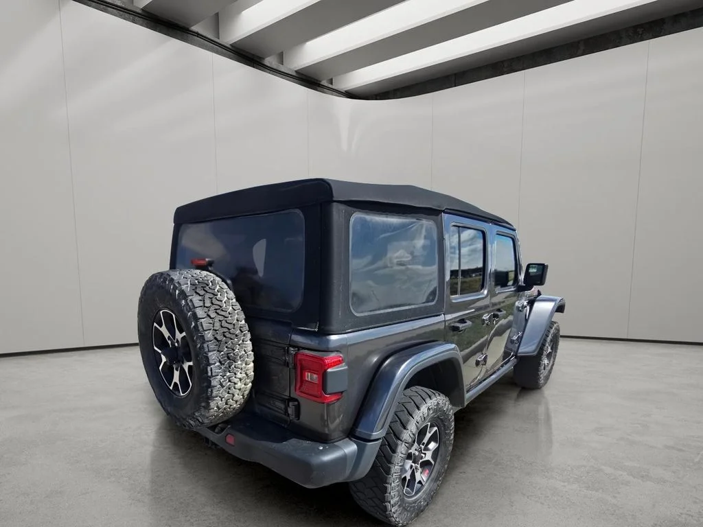 Used 2018 Granite Crystal Metallic Clearcoat Jeep Rubicon image 5