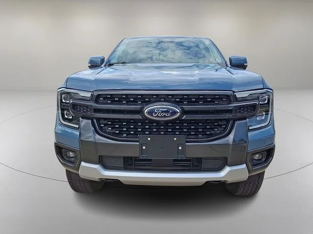 Used 2024 Gray Ford Lariat image 3