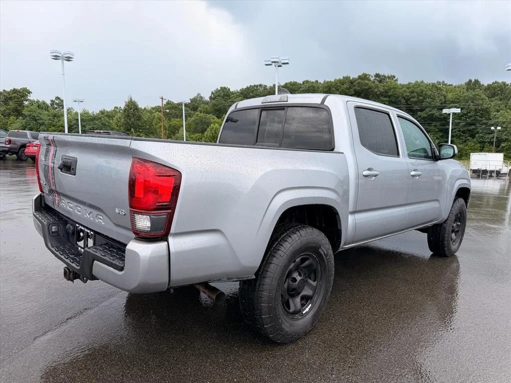 Used 2021 Silver Sky Metallic Toyota SR V6 image 5