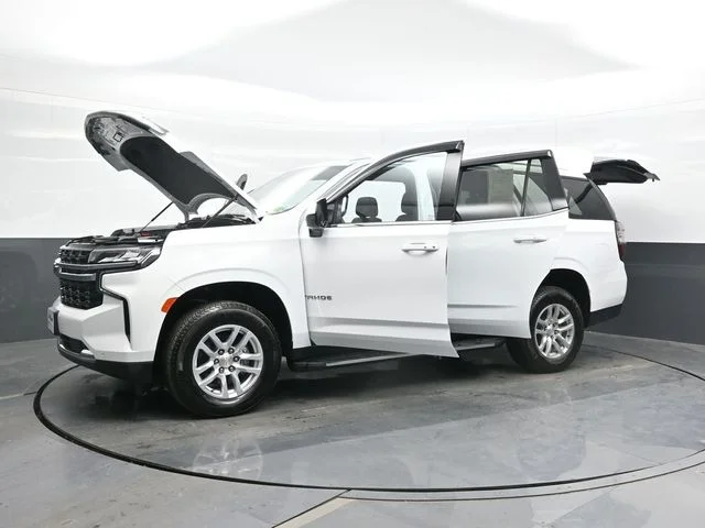 Used 2024 White Chevrolet LS image 5