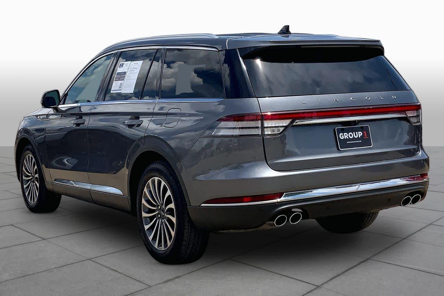 Used 2022 Asher Gray Metallic Clearcoat Lincoln Reserve image 12