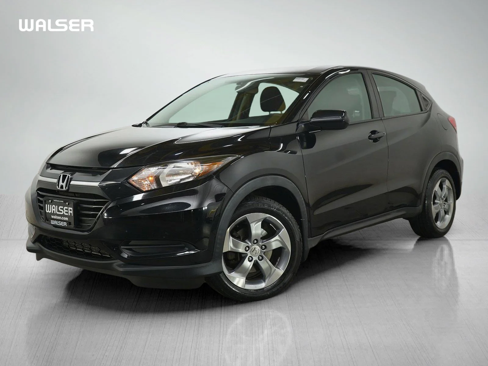2017 Honda HR-V LX 6MT's photo