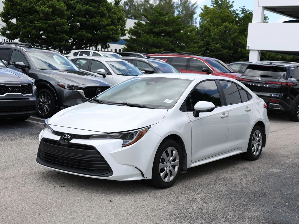 Used 2026 Beige Toyota LE image 1