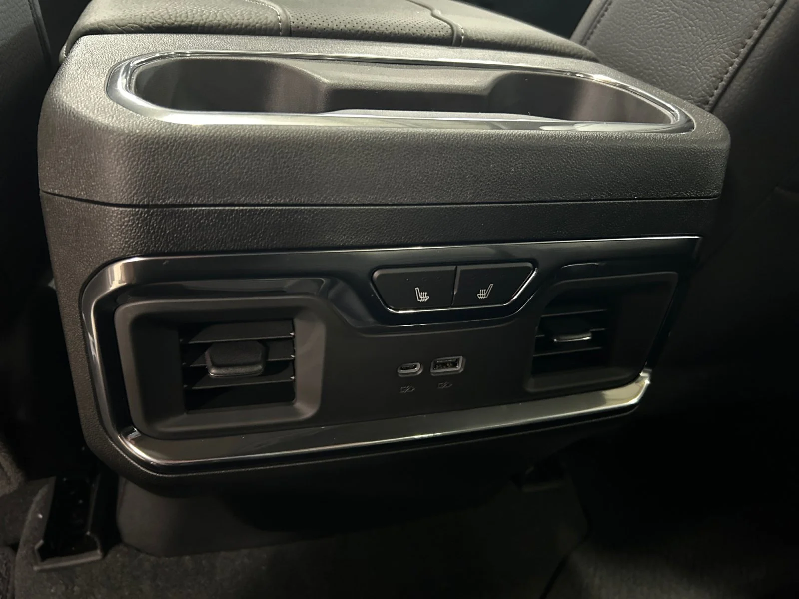 New 2026 Summit White GMC Denali image 20