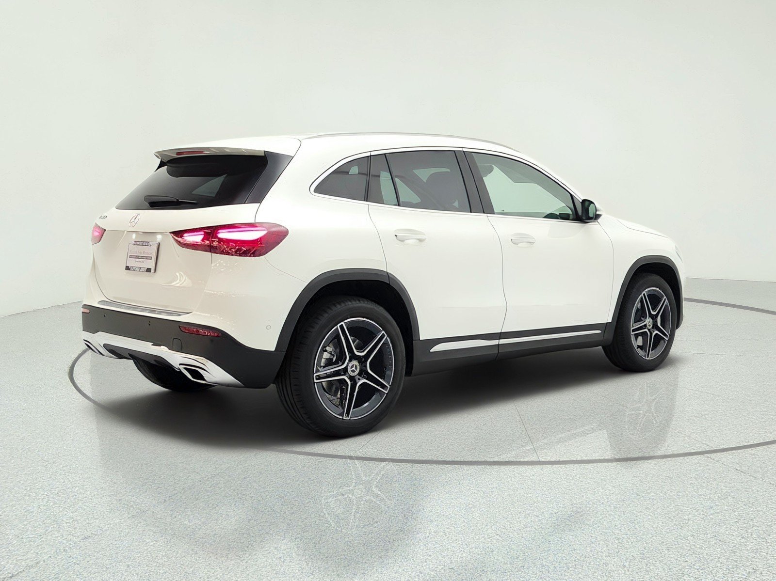 New 2026 Polar White Mercedes-Benz GLA 250 SUV image 20