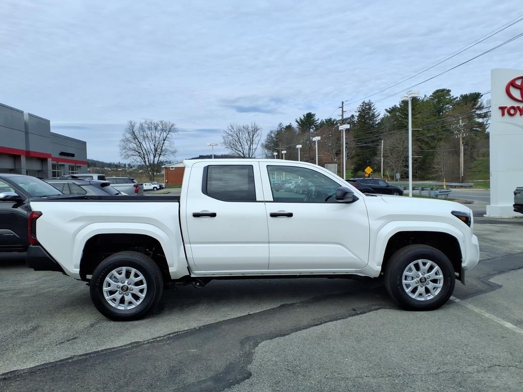 New 2026 Ice Cap Toyota SR image 3