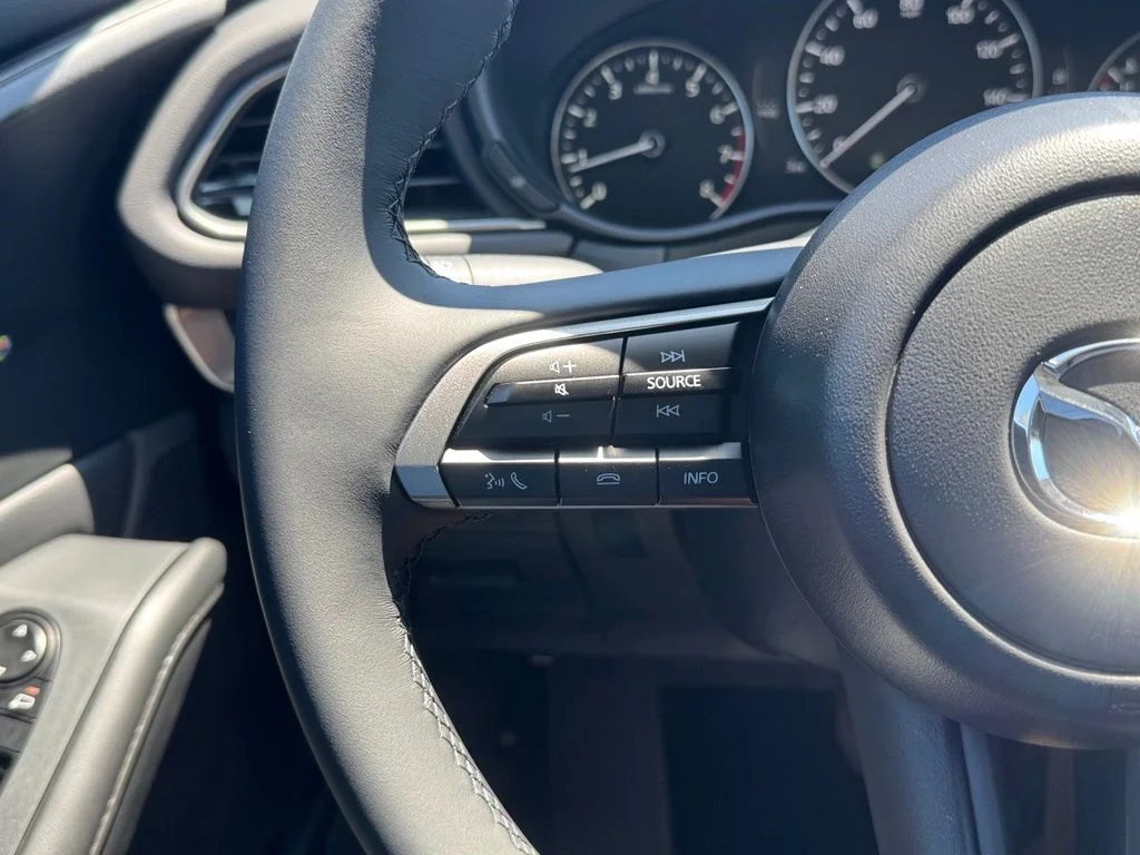 New 2026 White Mazda 2.5 S Select Sport image 10