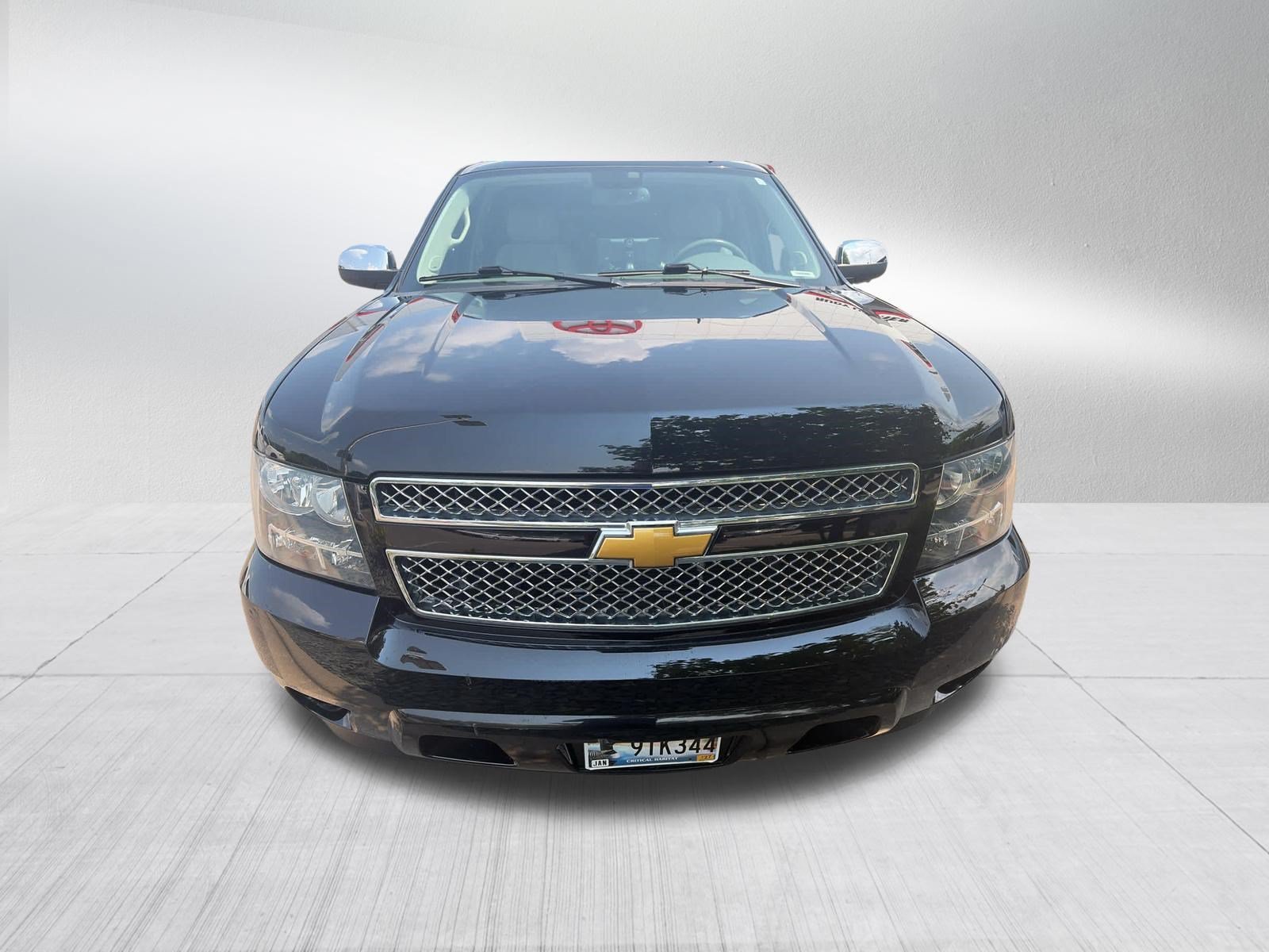 Used 2014 Chevrolet Tahoe LTZ with VIN 1GNSKCE07ER164000 for sale in Golden Valley, Minnesota
