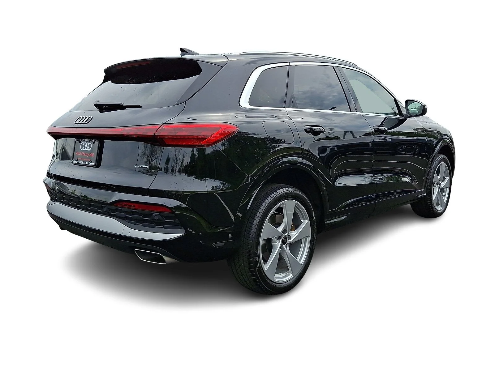 Used 2025 Mythos Black Metallic   0E0e Audi Premium Plus image 4
